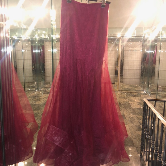 Two piece formal gown - Picture 5 of 8